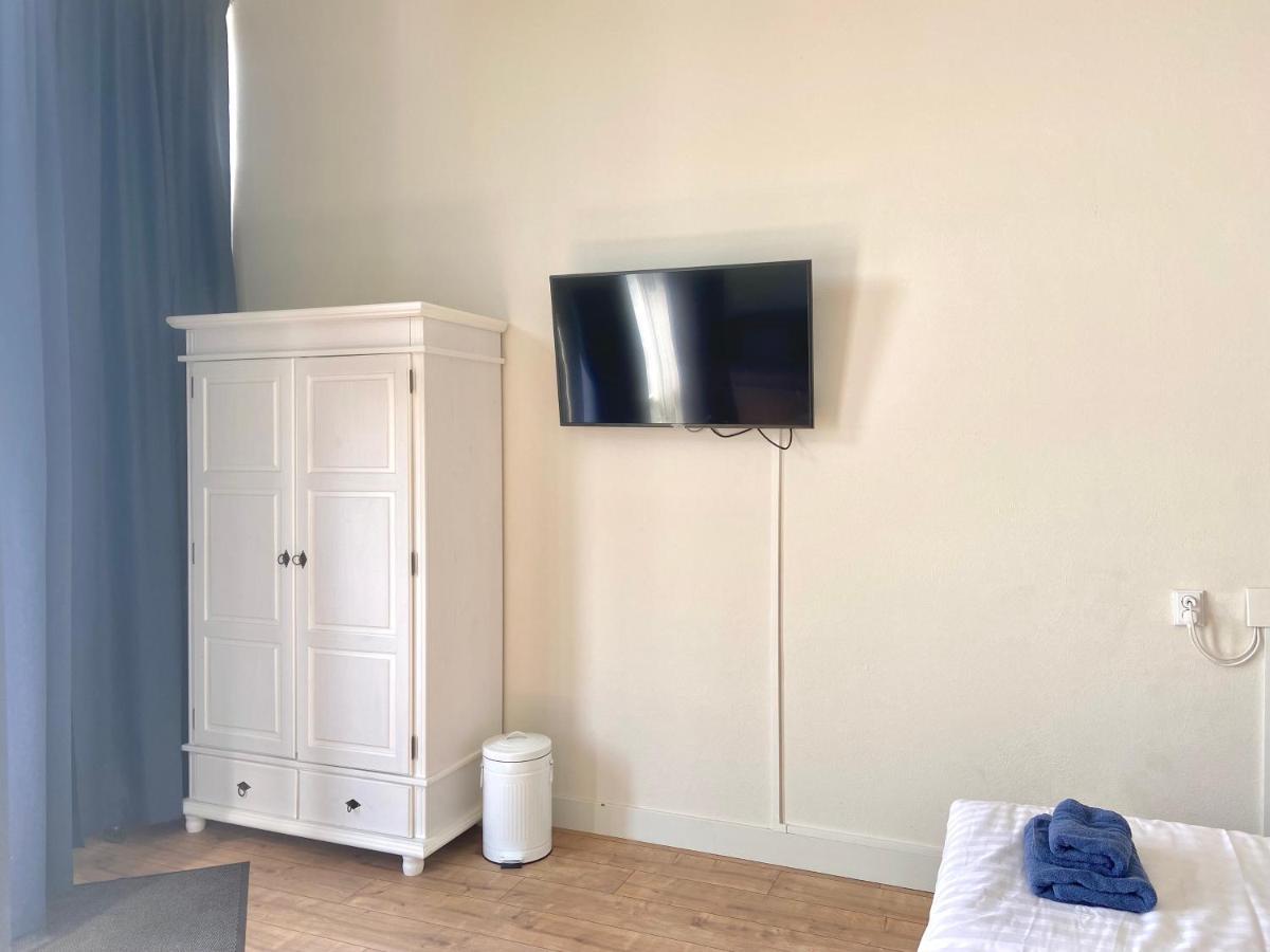 Bed and Breakfast Bed & Ontbijt Haddock Almere Exterior foto